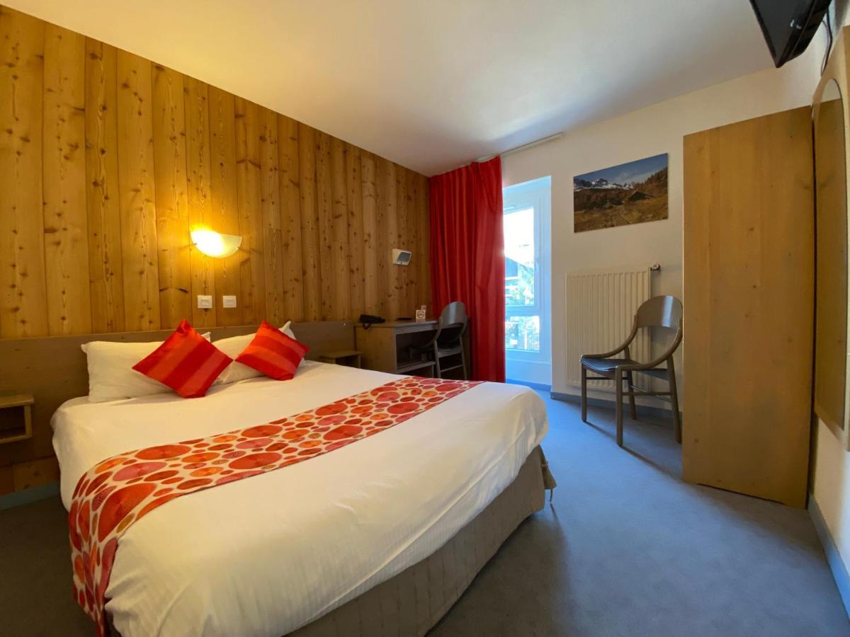Hotel De La Gare Eygliers Esterno foto